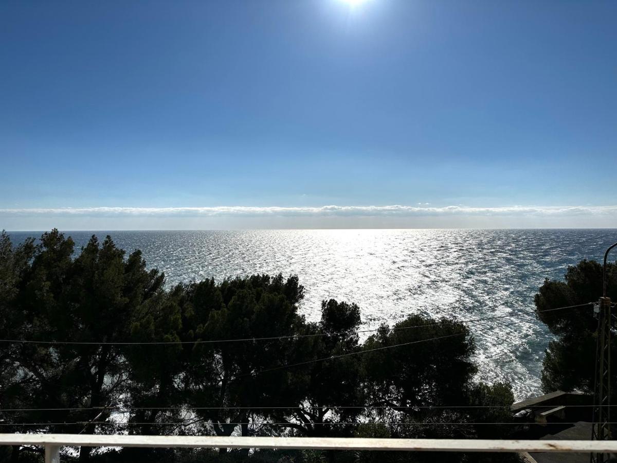 Suite Fronte Mare - Сан Ремо Екстериор снимка